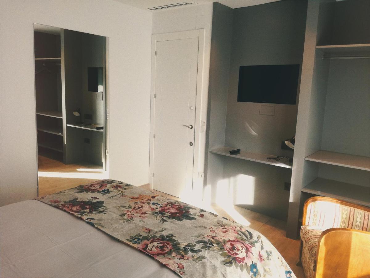 Turistic Girona - Piso De 1, 2 O 3 Habitaciones Exteriér fotografie