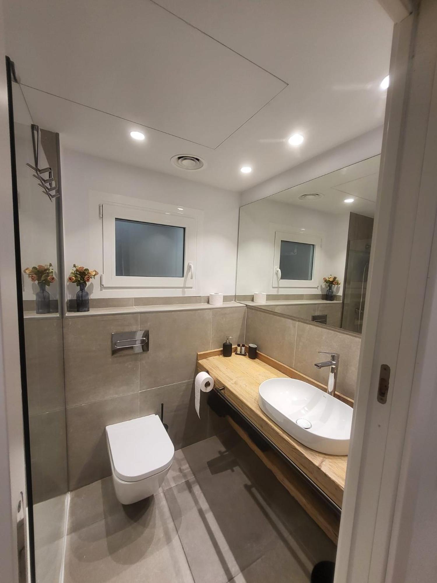 Turistic Girona - Piso De 1, 2 O 3 Habitaciones Exteriér fotografie