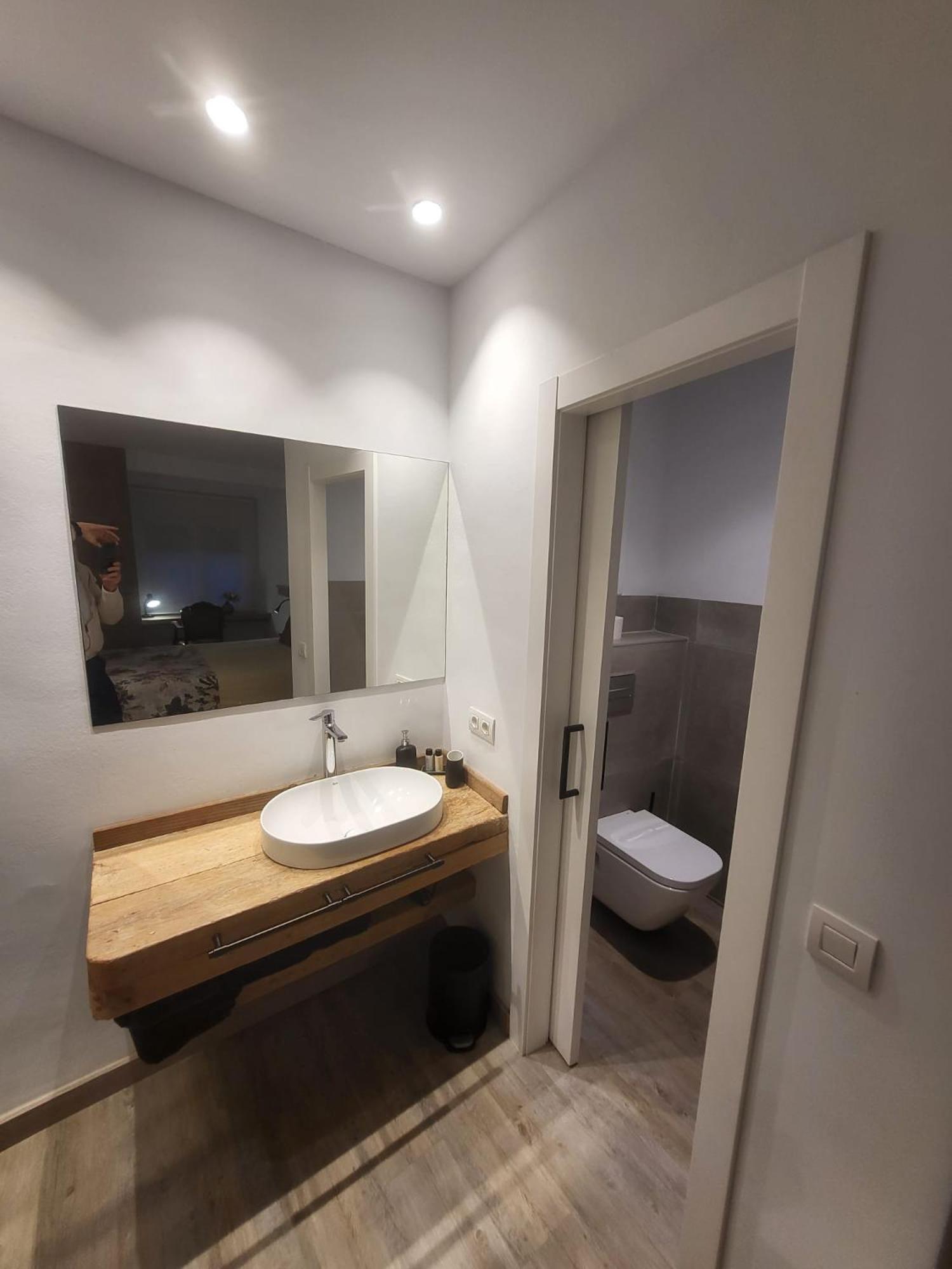 Turistic Girona - Piso De 1, 2 O 3 Habitaciones Exteriér fotografie