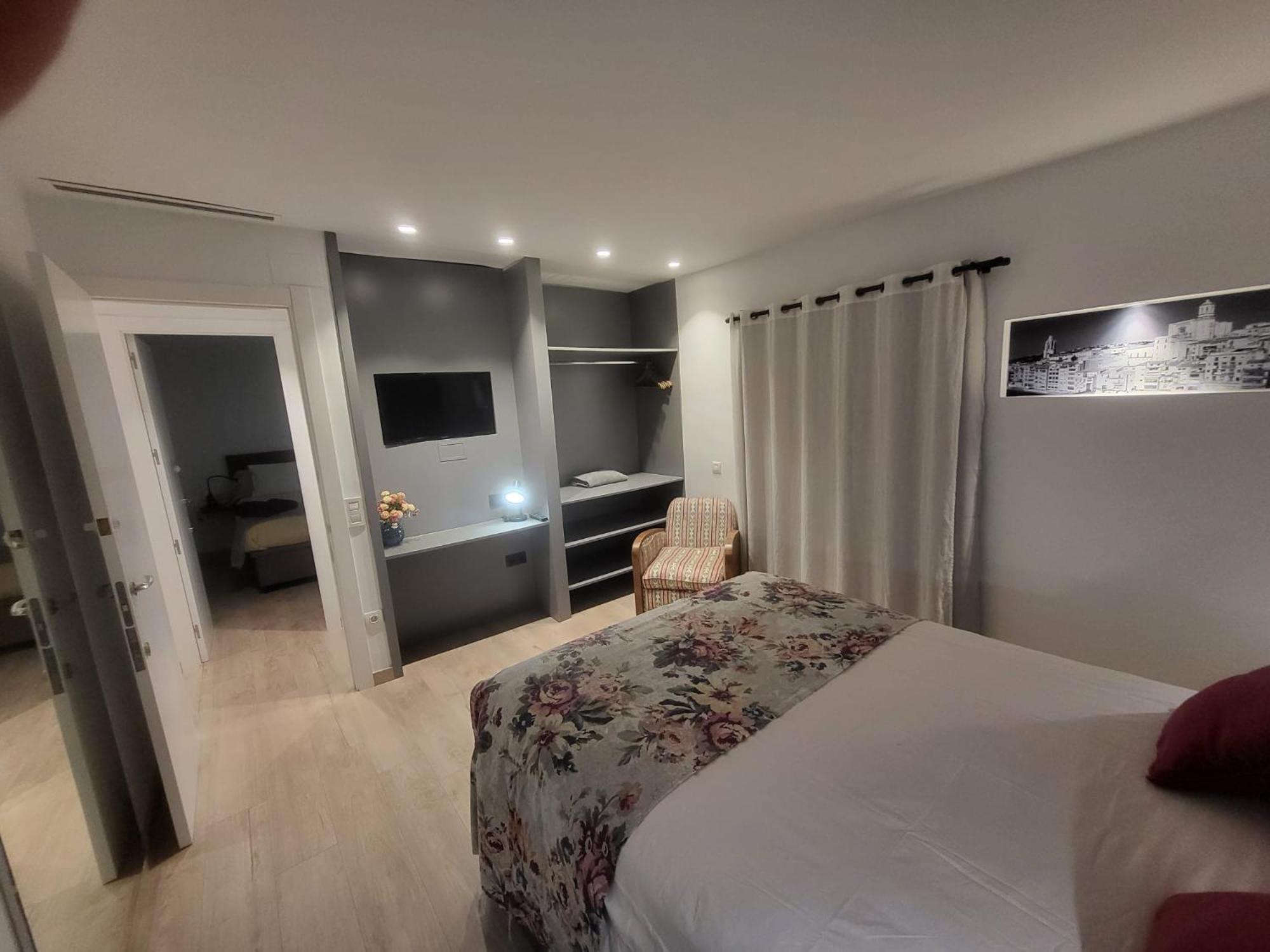Turistic Girona - Piso De 1, 2 O 3 Habitaciones Exteriér fotografie